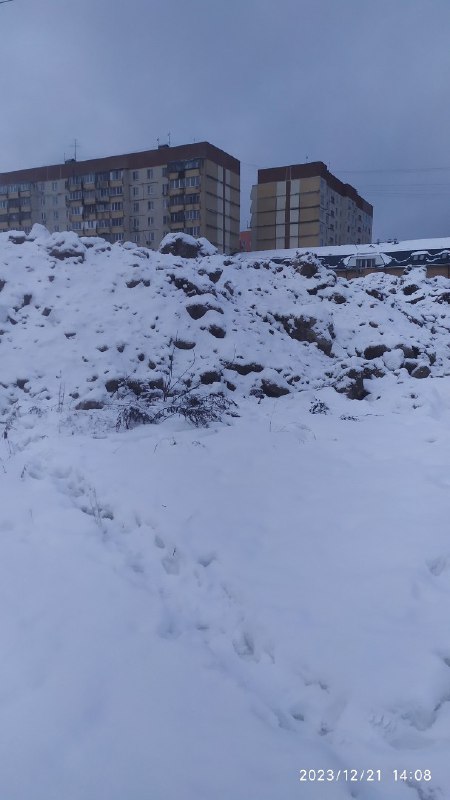 Свалку снега устроили в микрорайоне Чернево-2 Красногорска