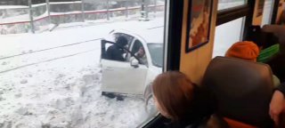 ДТП в Красногорске — машина столкнулась с электричкой 15.12.2023